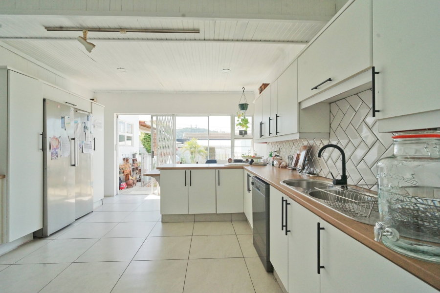 3 Bedroom Property for Sale in Nahoon Valley Park Eastern Cape